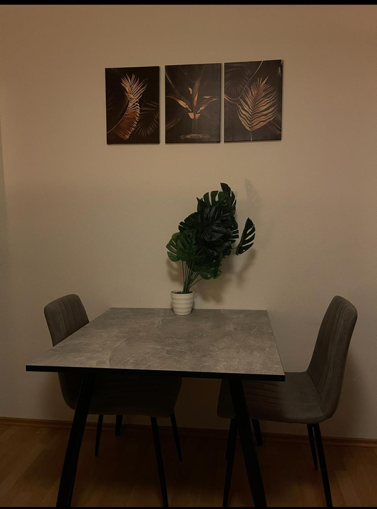 Blick Auf Den Weinberg - Apartment Mit Balkon トリーア エクステリア 写真